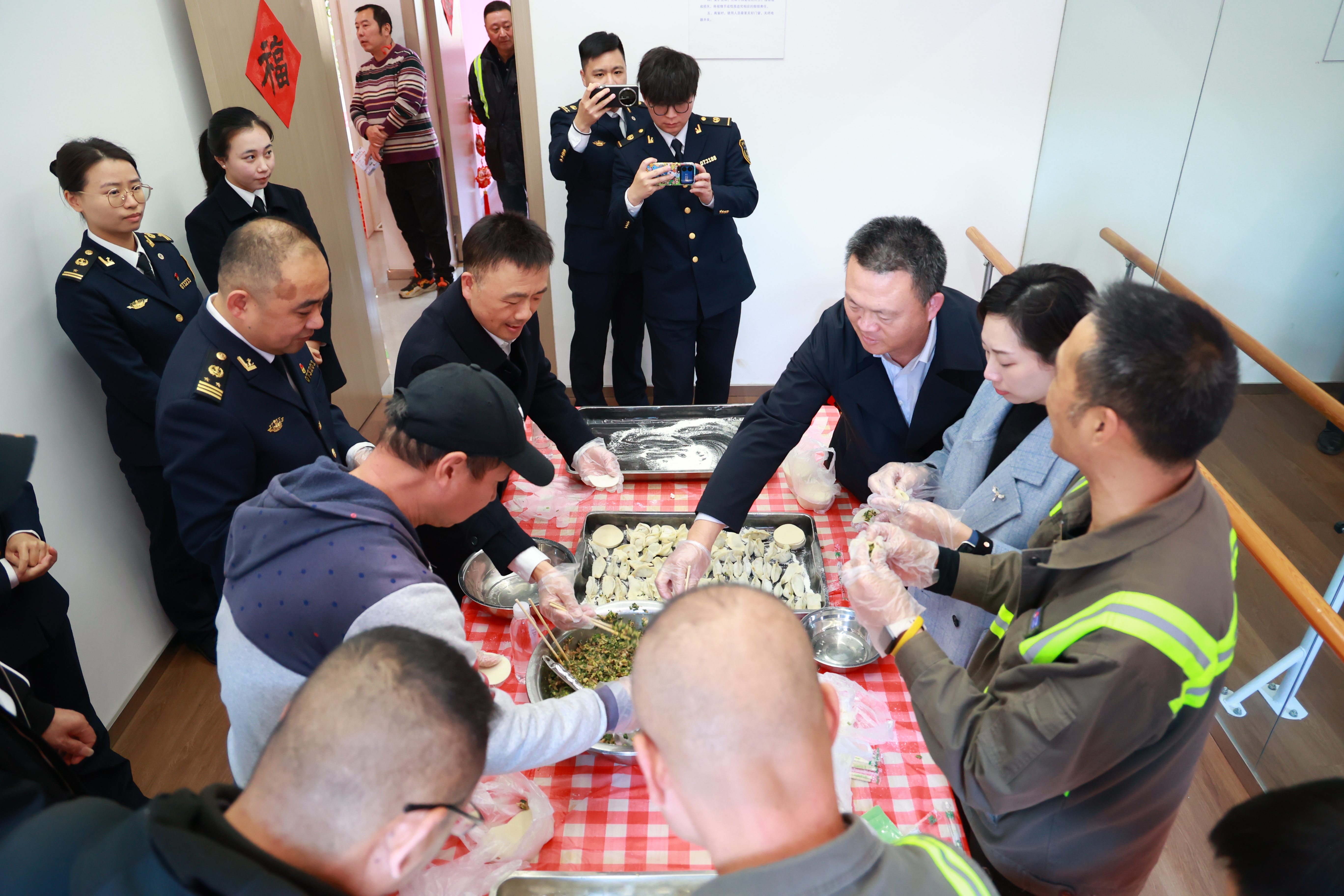 情暖船员，护航新春